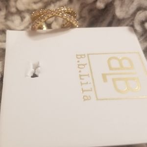 B.b.Lila toe ring